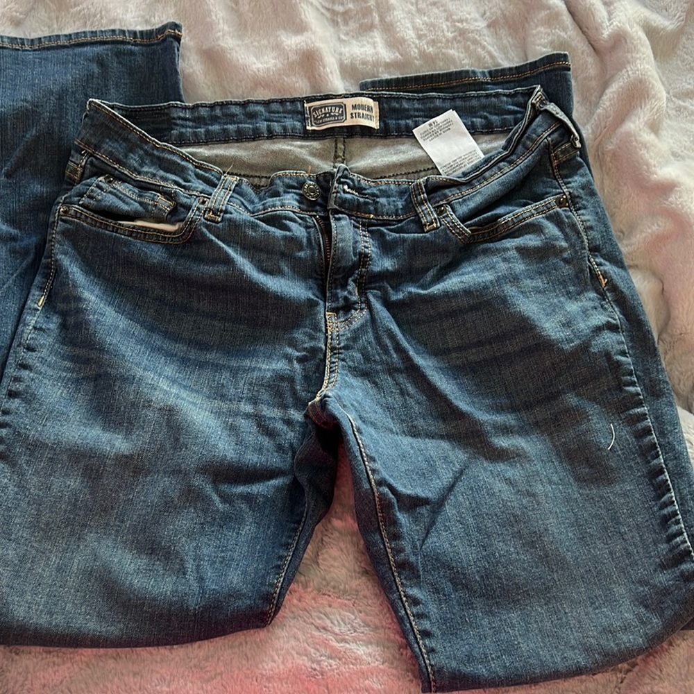 Levi’s modern straight size 14M